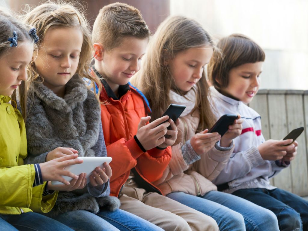 Why there needs to be more stigma around letting young kids use mobile phones